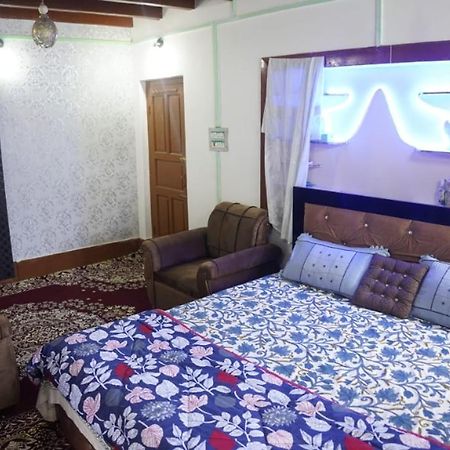 Wani Guest House グルマルグ エクステリア 写真