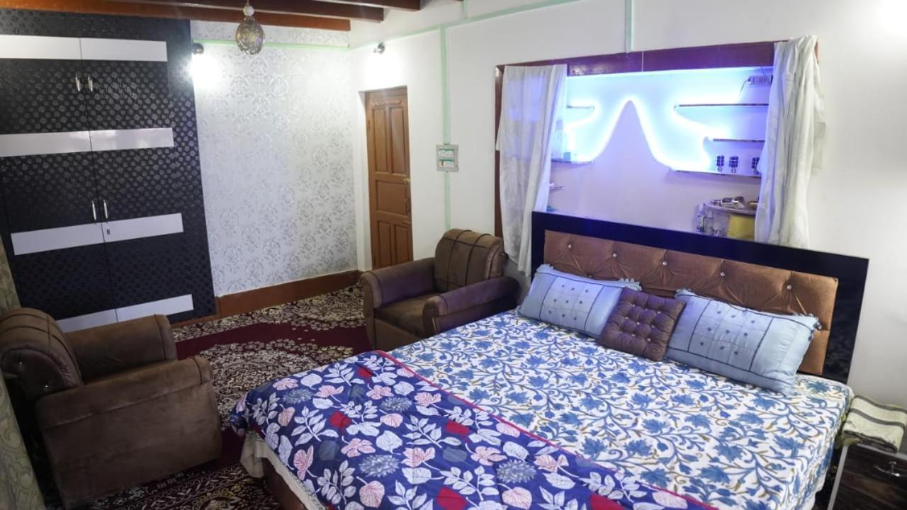 Wani Guest House グルマルグ エクステリア 写真
